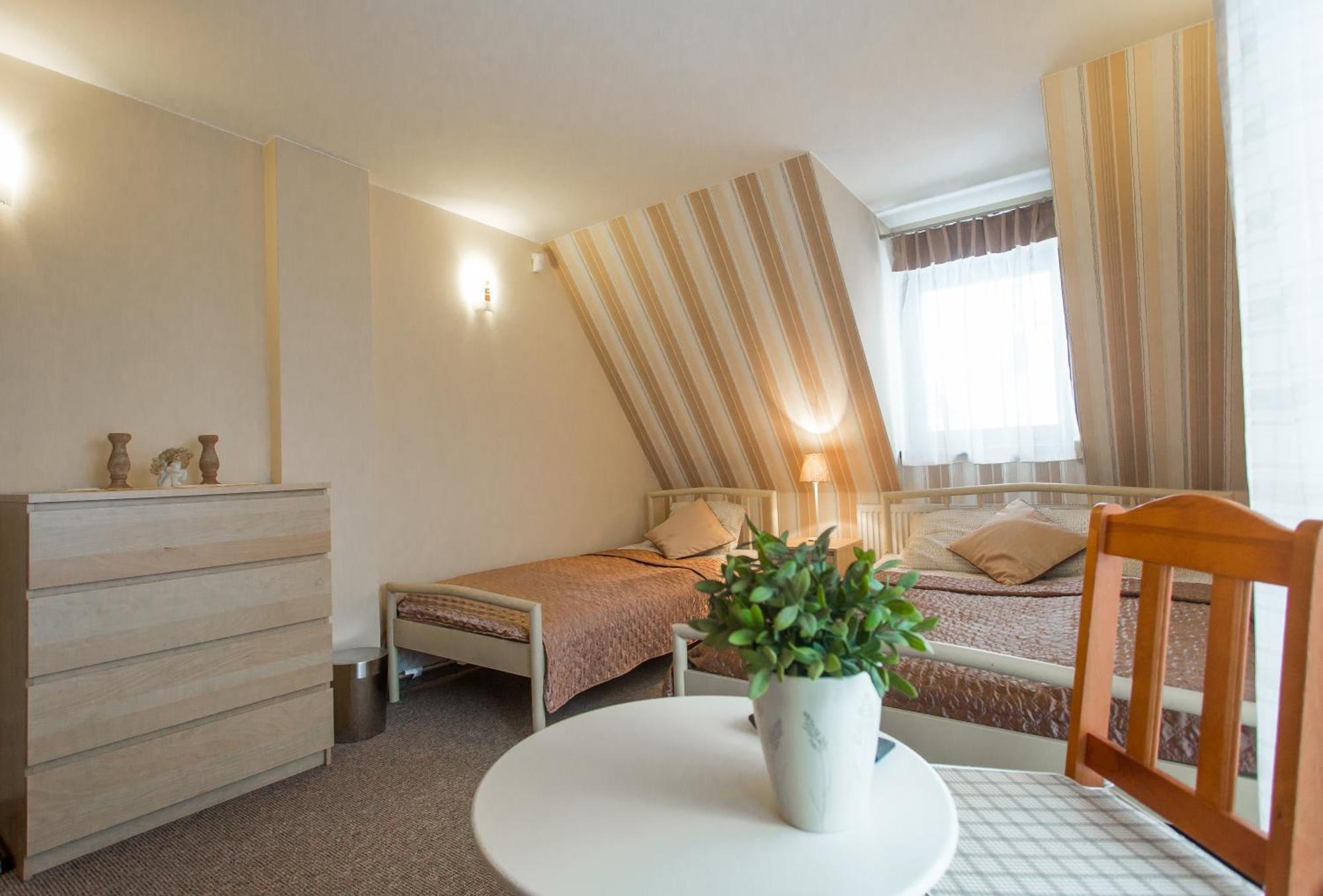 U Kruka Bed & Breakfast Groń Екстериор снимка