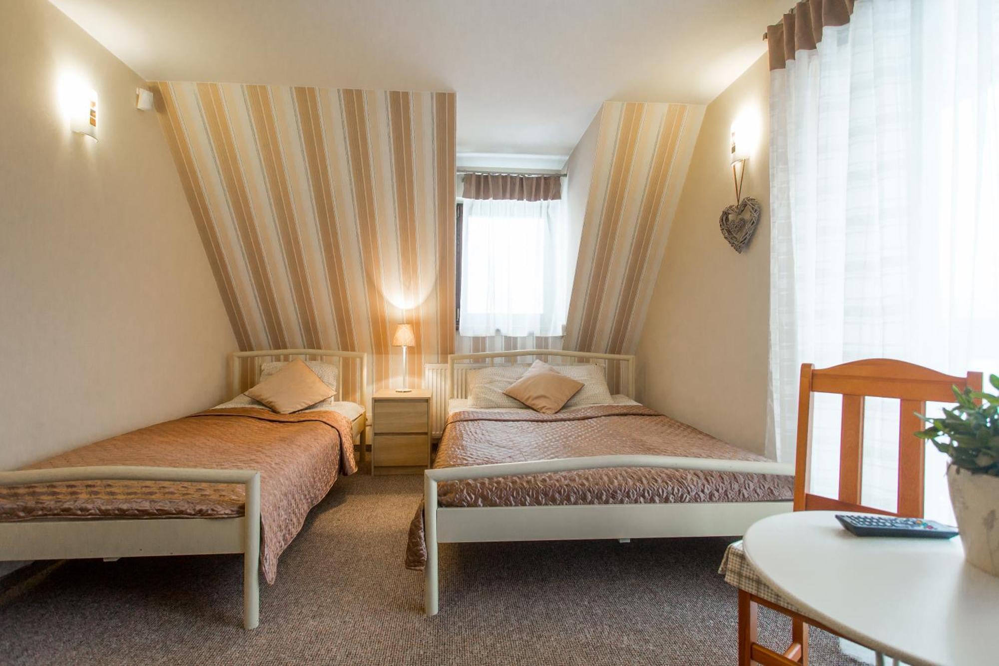 U Kruka Bed & Breakfast Groń Екстериор снимка