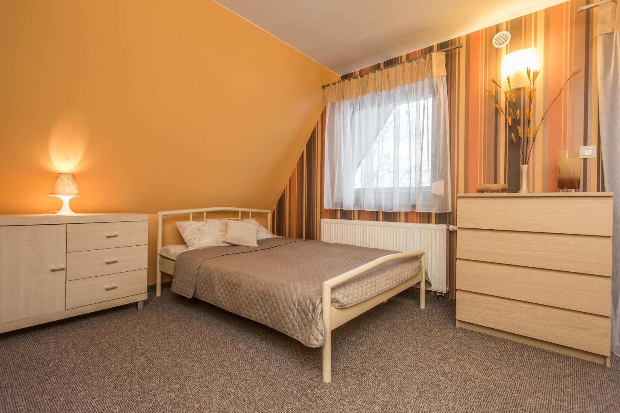 U Kruka Bed & Breakfast Groń Екстериор снимка