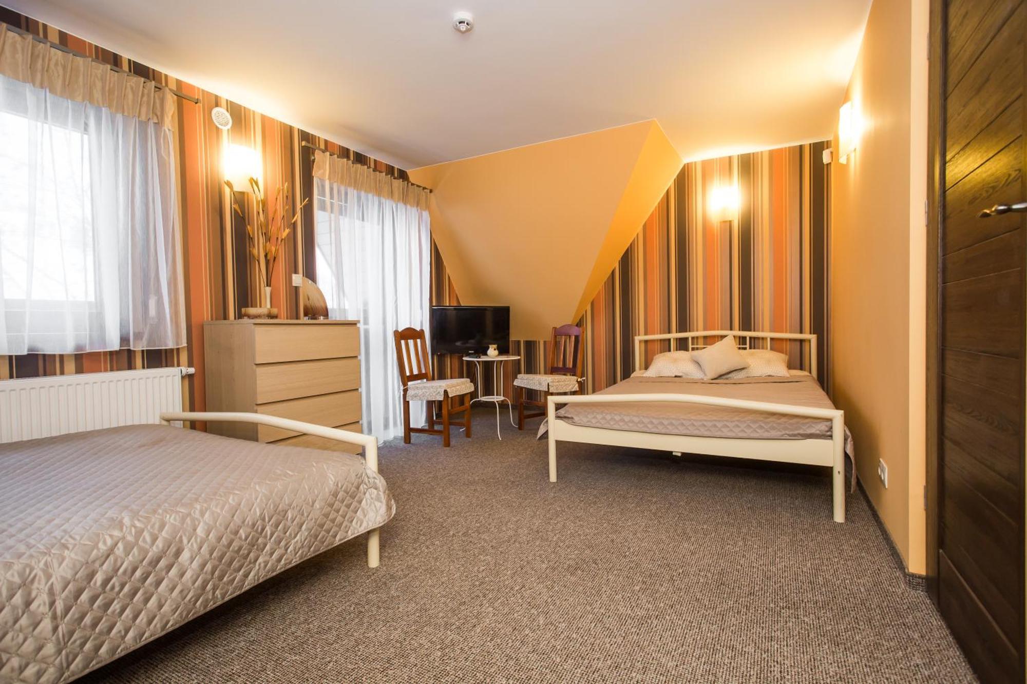 U Kruka Bed & Breakfast Groń Екстериор снимка