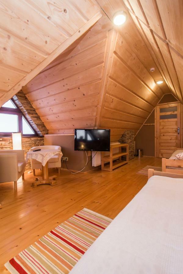U Kruka Bed & Breakfast Groń Екстериор снимка